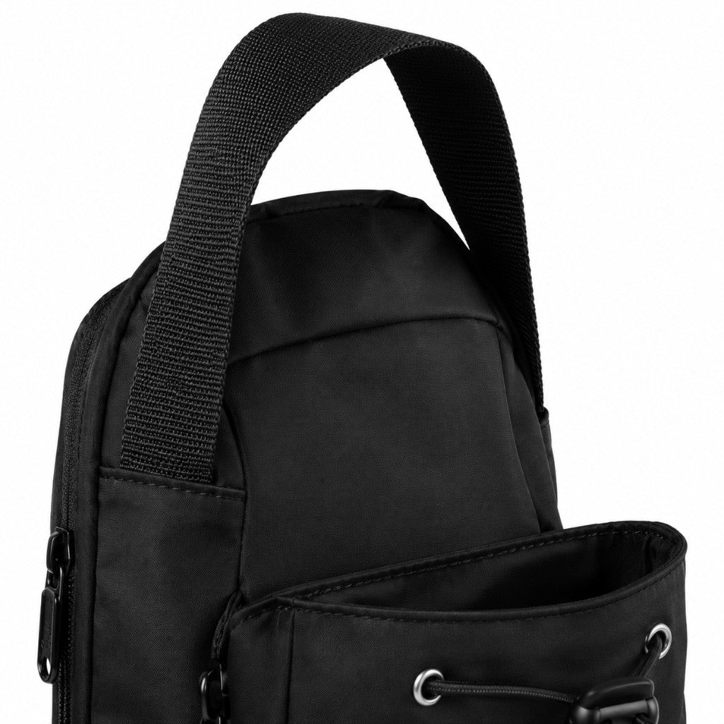 High-capacity main compartment